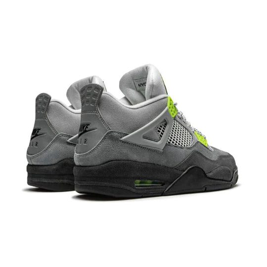 AIR JORDAN 4 RETRO SE ‘Neon’