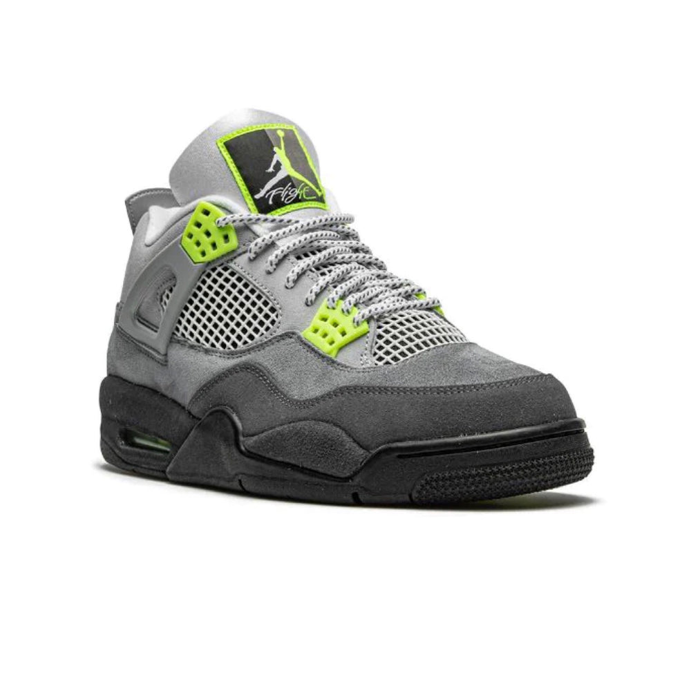 AIR JORDAN 4 RETRO SE ‘Neon’