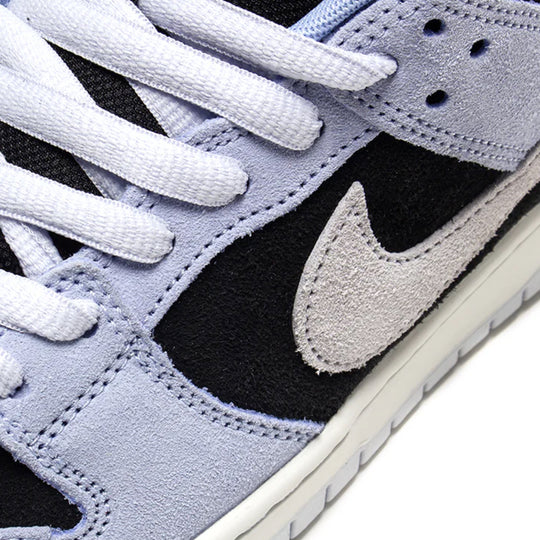 NIKE SB DUNK LOW ‘Black Aluminium’