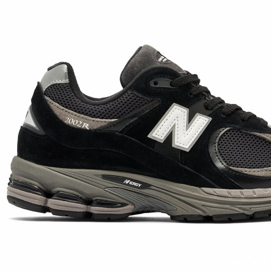 NEW BALANCE 2002R ‘Black’