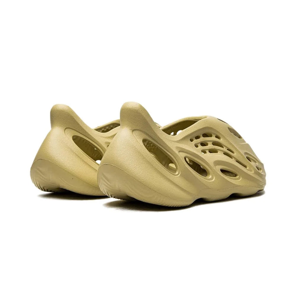 ADIDAS YEEZY FOAM RUNNER ‘Desert Sand’