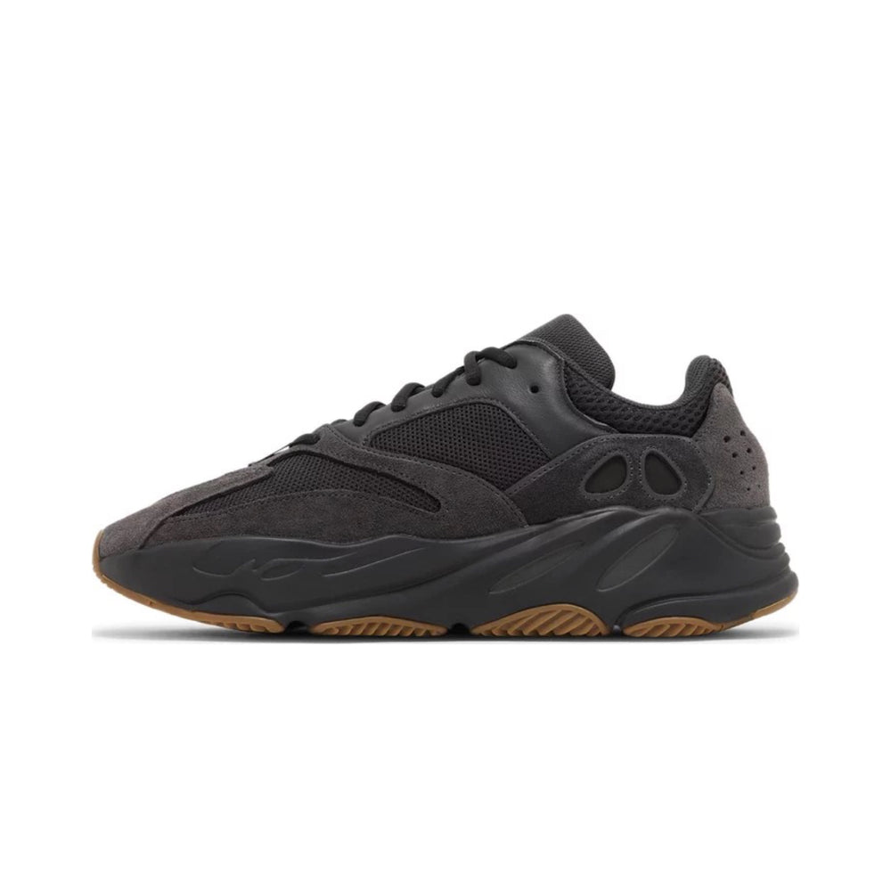 ADIDAS YEEZY BOOST 700 ‘Utility Black’