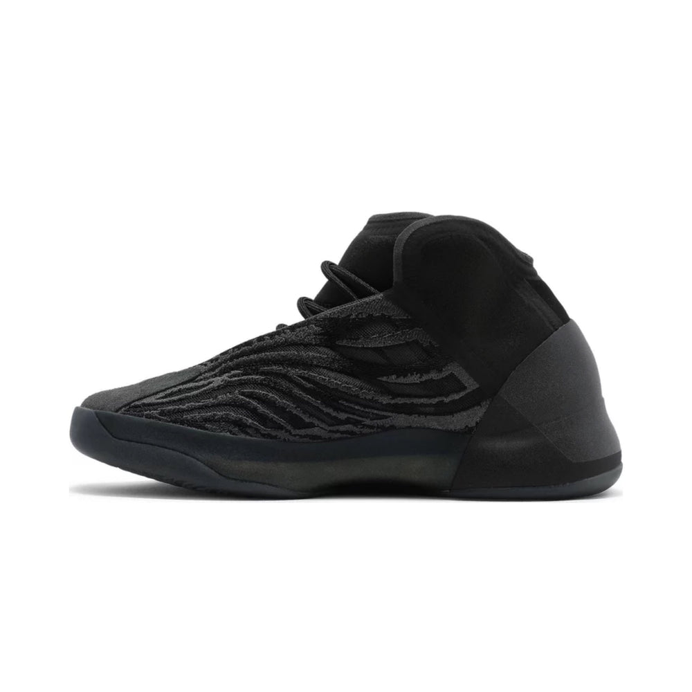 ADIDAS YEEZY QNTM ‘Onyx’